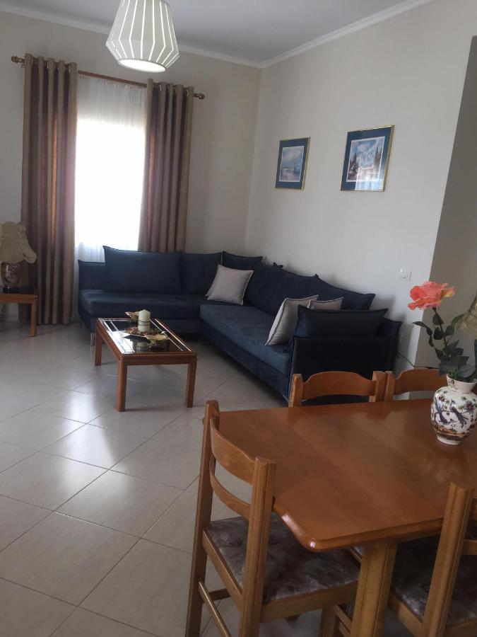 Alexandra'S Apartments Sarandë Eksteriør billede